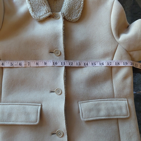 Lands End Women's Tan Sherpa Coat Size Small Petite 6-8 - Picture 15 of 16